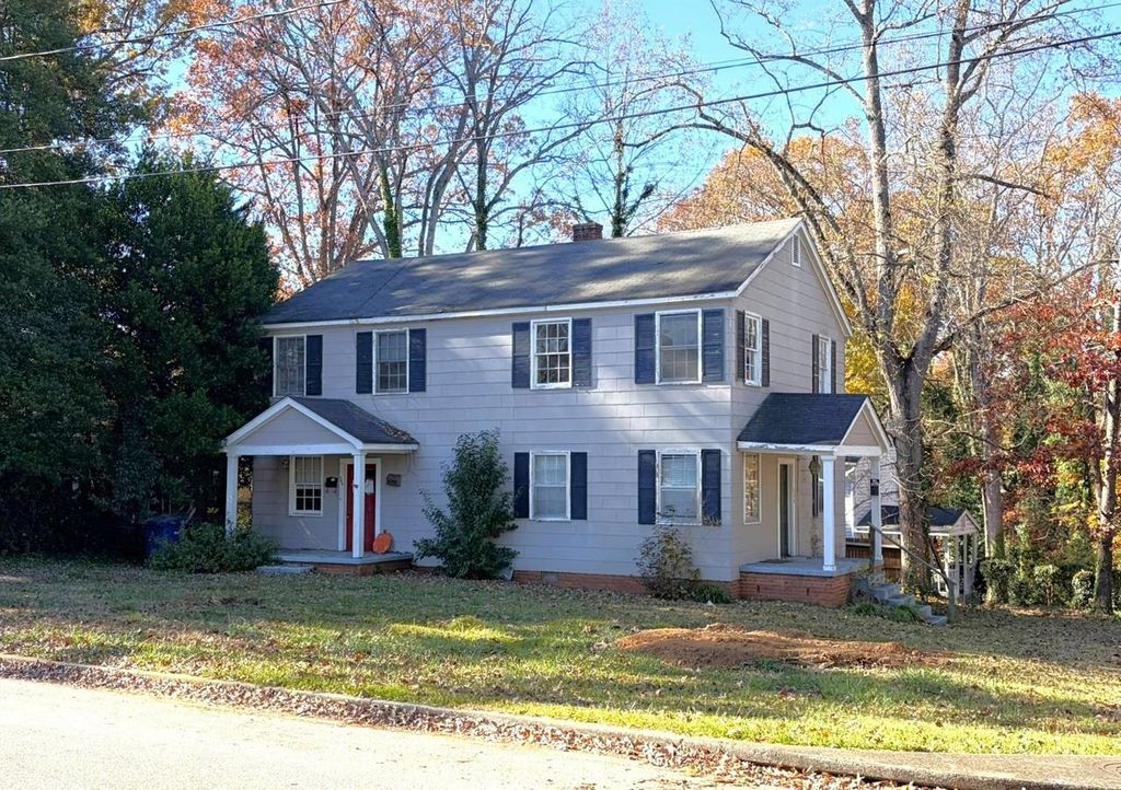 366 Forest Ave, Spartanburg, SC 29302