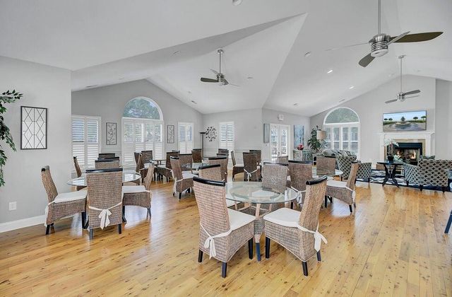 8800 Dorchester Road 3602, North Charleston, SC 29420