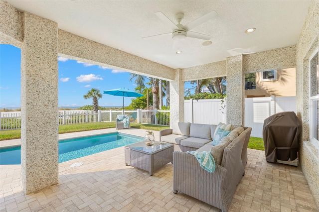 10042 GULF BOULEVARD, Treasure Island, FL 33706