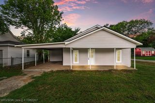 49 W Gary Street, Greenwood, AR 72936