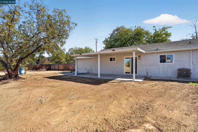 23273 Marsh Creek Rd, Brentwood, CA 94513