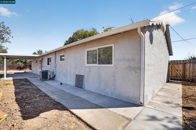 23273 Marsh Creek Rd, Brentwood, CA 94513