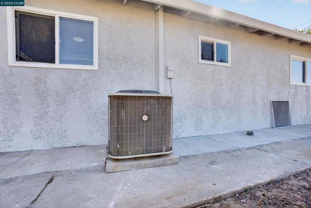 23273 Marsh Creek Rd, Brentwood, CA 94513