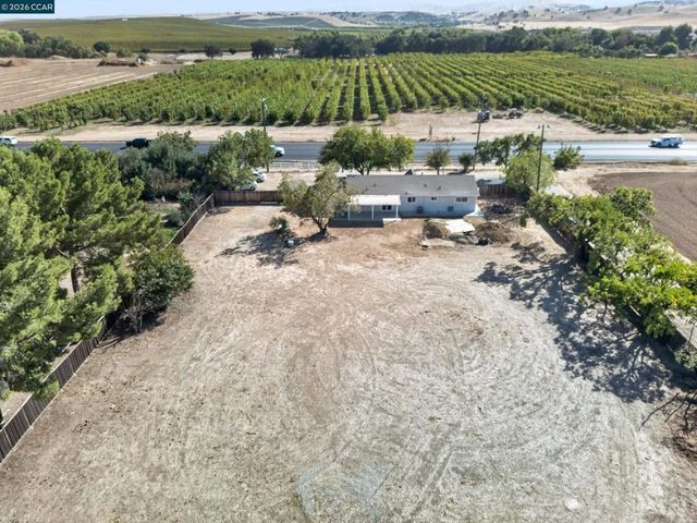 23273 Marsh Creek Rd, Brentwood, CA 94513