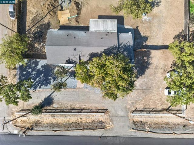 23273 Marsh Creek Rd, Brentwood, CA 94513