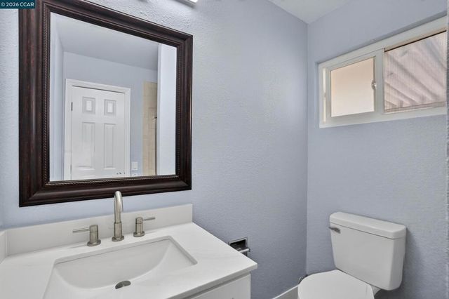 23273 Marsh Creek Rd, Brentwood, CA 94513