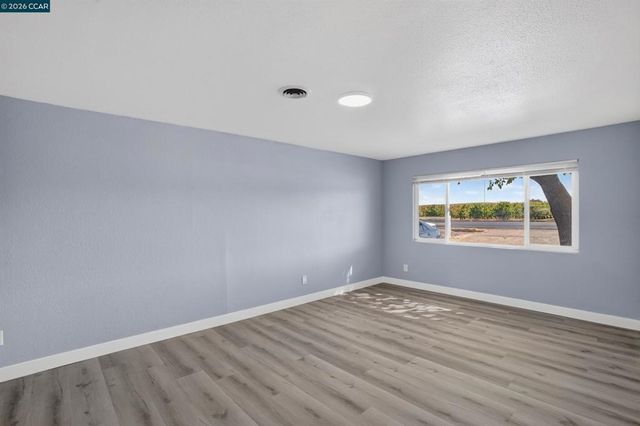 23273 Marsh Creek Rd, Brentwood, CA 94513