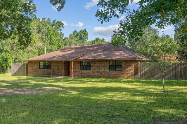 9433 County Line Road, Willis, TX 77378