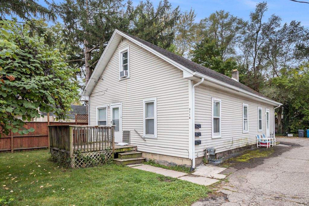 3116 Whittier Drive, Kalamazoo City, MI 49001