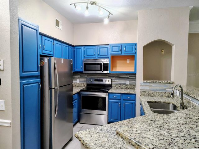 3315 PARKCHESTER SQUARE BOULEVARD 206, Orlando, FL 32835