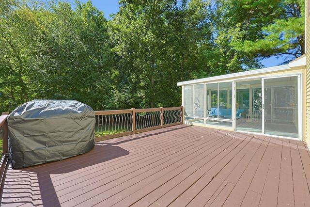 5 Chausse Dr, Methuen, MA 01844