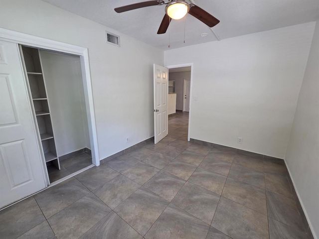 720 NE 2nd Street 2, Fort Lauderdale, FL 33301
