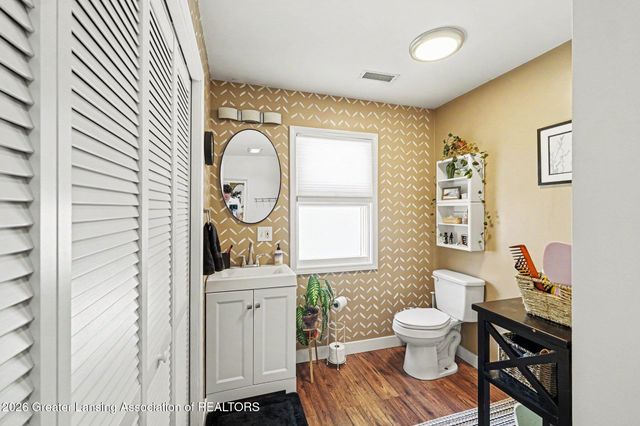 568 Lexington Avenue, East Lansing, MI 48823