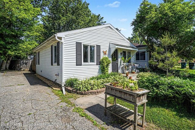 568 Lexington Avenue, East Lansing, MI 48823