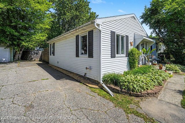 568 Lexington Avenue, East Lansing, MI 48823