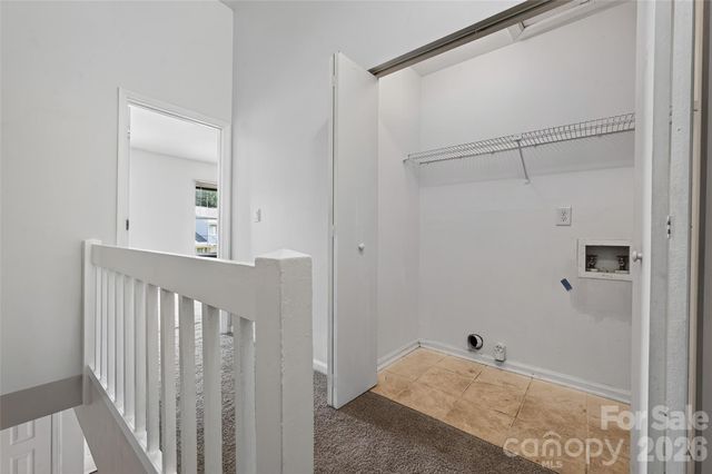 6216 Windsor Gate Lane, Charlotte, NC 28215