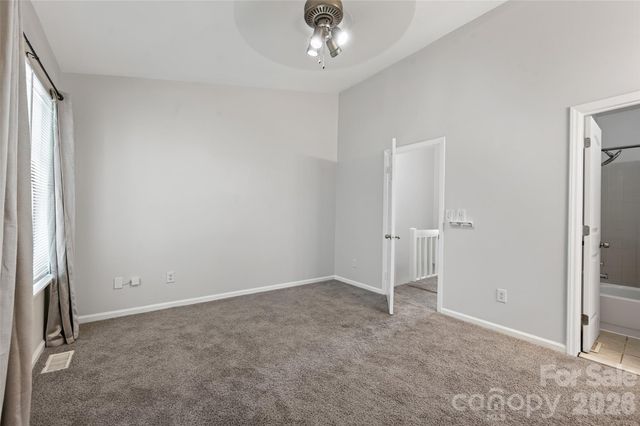 6216 Windsor Gate Lane, Charlotte, NC 28215