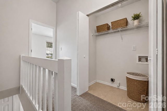 6216 Windsor Gate Lane, Charlotte, NC 28215