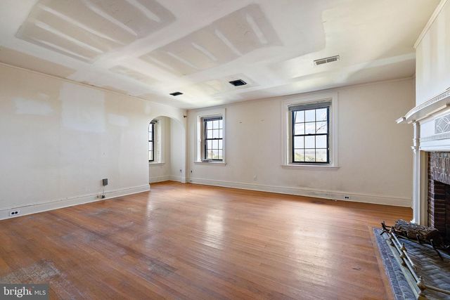 2700 PHILADELPHIA PIKE, Claymont, DE 19703