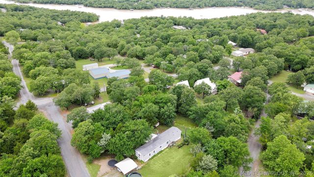 43 Homestead, Canadian, OK 74425