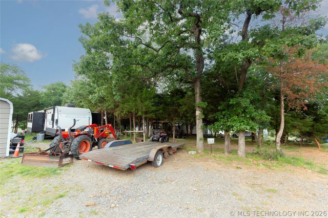 43 Homestead, Canadian, OK 74425