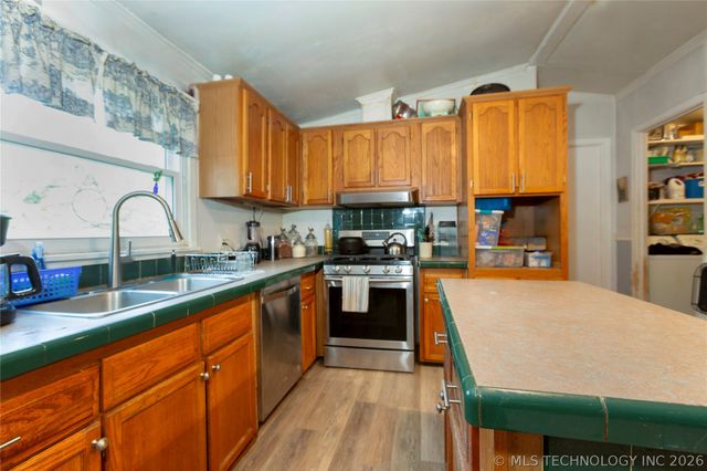 43 Homestead, Canadian, OK 74425