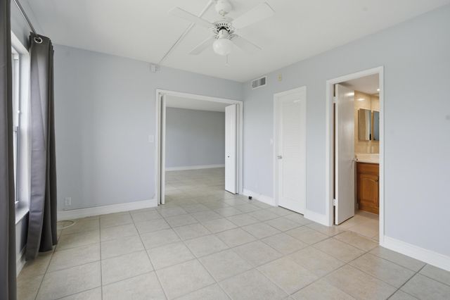 2801 N Palm Aire Drive 402, Pompano Beach, FL 33069