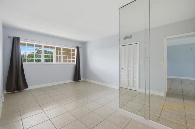 2801 N Palm Aire Drive 402, Pompano Beach, FL 33069