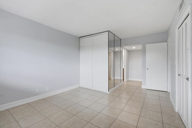 2801 N Palm Aire Drive 402, Pompano Beach, FL 33069