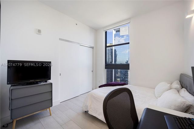 1010 Brickell Ave 4701, Miami, FL 33131