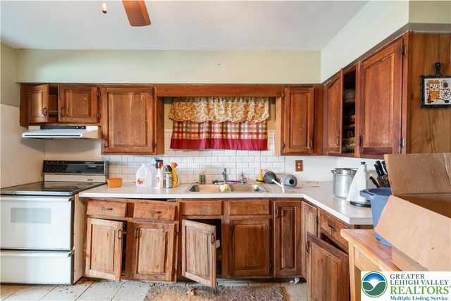 25 Meadow Road, Richland Twp, PA 18951