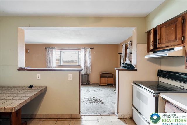 25 Meadow Road, Richland Twp, PA 18951