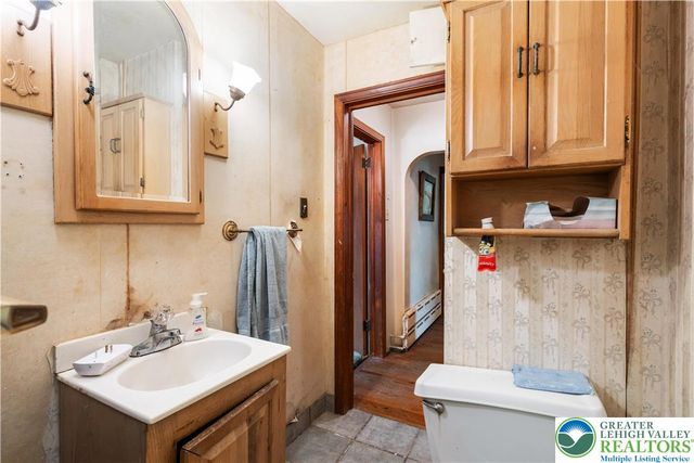 25 Meadow Road, Richland Twp, PA 18951