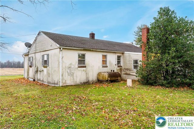 25 Meadow Road, Richland Twp, PA 18951