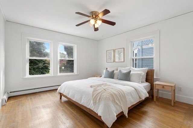191 Davis Ave, Brookline, MA 02445