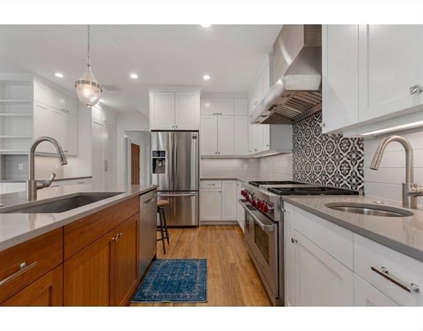 191 Davis Ave, Brookline, MA 02445