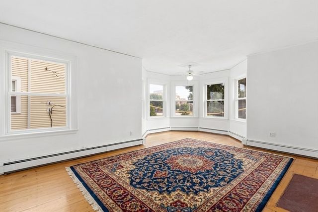 191 Davis Ave, Brookline, MA 02445