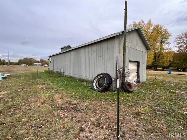 6068 N West Street, Ossian, IN 46777