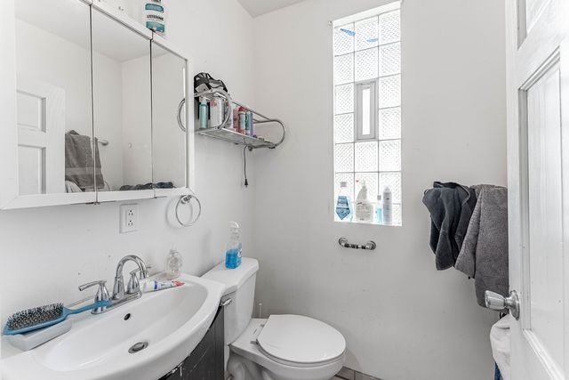 244 W 117th Street, Chicago, IL 60628