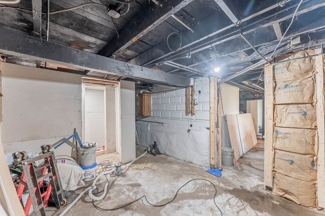 244 W 117th Street, Chicago, IL 60628