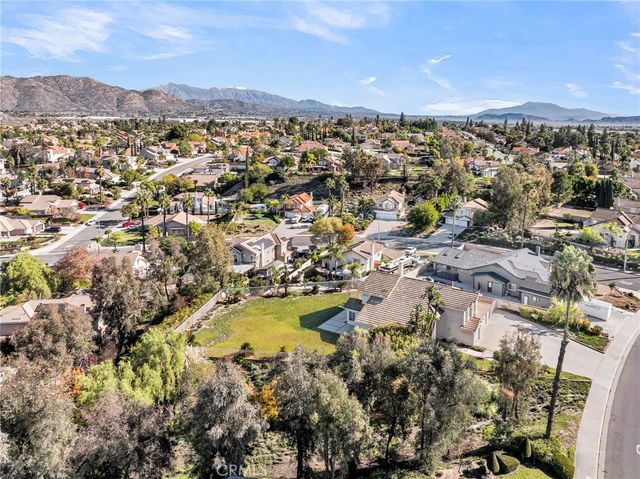 1011 Cannon Road, Riverside, CA 92506