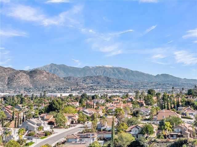 1011 Cannon Road, Riverside, CA 92506