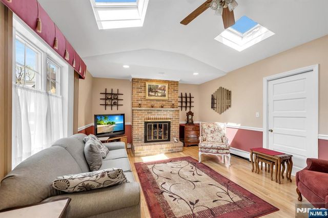 98 Laurel Street, Ridgefield Park, NJ 07660
