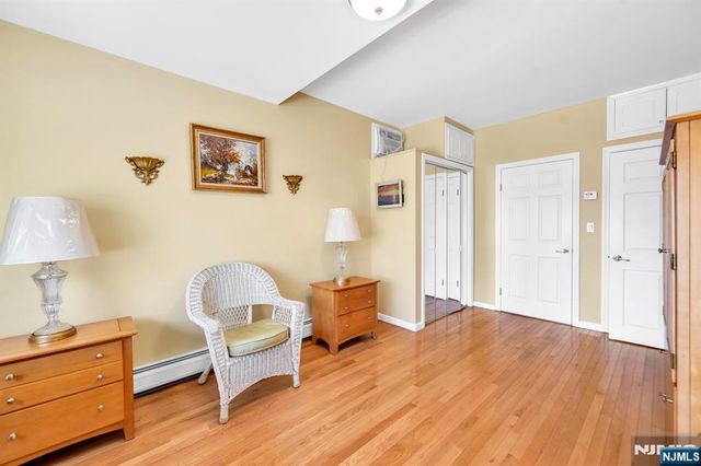 98 Laurel Street, Ridgefield Park, NJ 07660