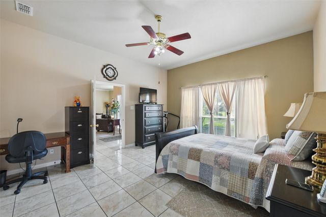 2018 Carillon Lane, Carrollton, TX 75007