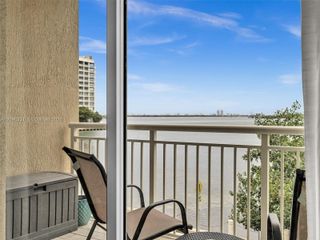 2000 N Bayshore Drive 220, Miami, FL 33137