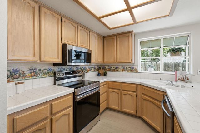 4406 Andrew Alan Ln, Fair Oaks, CA 95628