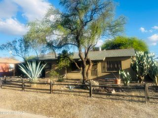 5018 E 18th Street, Tucson, AZ 85711
