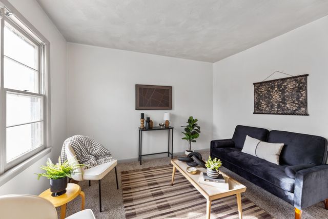 5430 E Pine St, Wichita, KS 67208