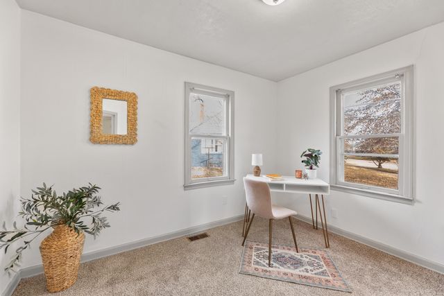 5430 E Pine St, Wichita, KS 67208